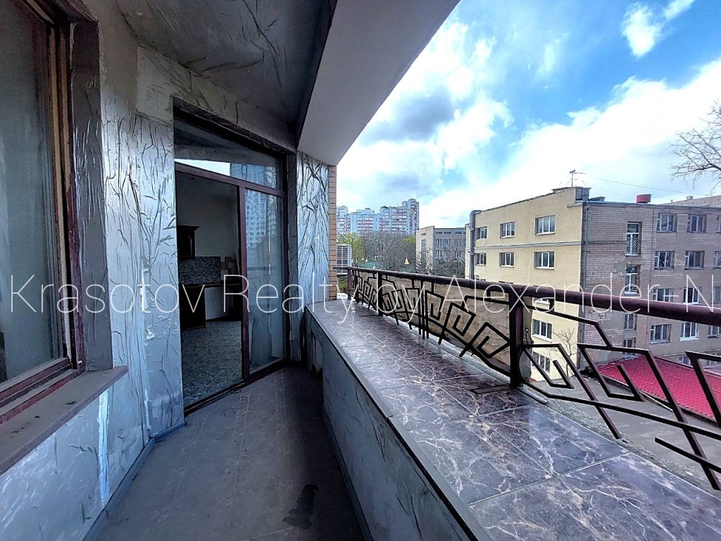 продажа трехкомнатной квартиры номер A-173728 в Приморском районе, фото номер 27